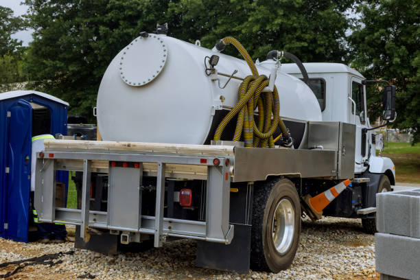 Best Portable restroom trailer rental  in Mona, UT